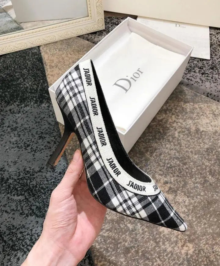 CHRISTIAN DIOR - ESCARPIN FEMME - https://treadfitpro.com/