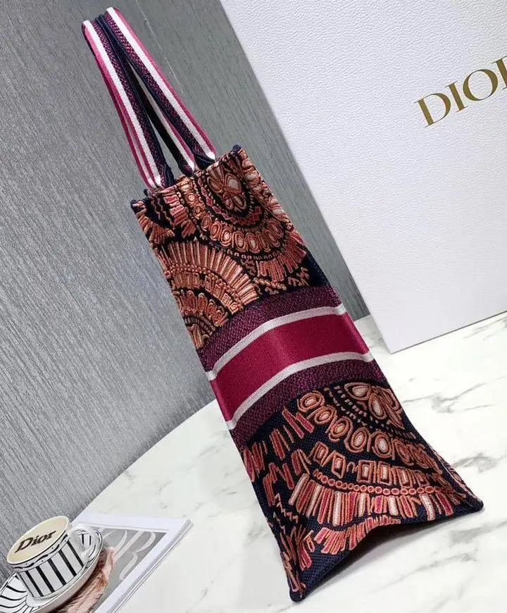 CHRISTIAN DIOR - SAC À MAIN - https://treadfitpro.com/