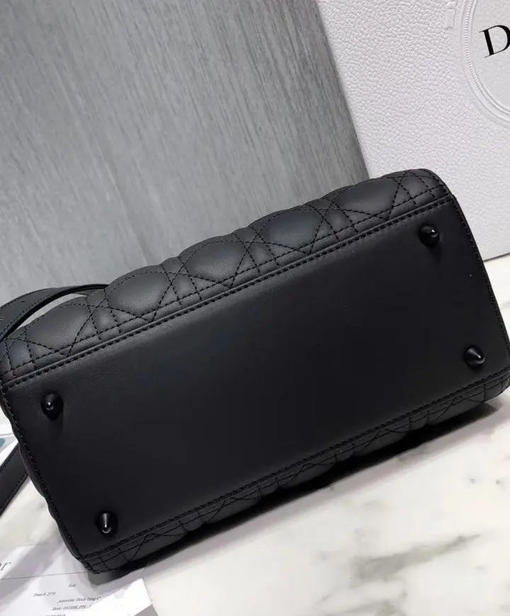 CHRISTIAN DIOR - SAC À MAIN - https://treadfitpro.com/