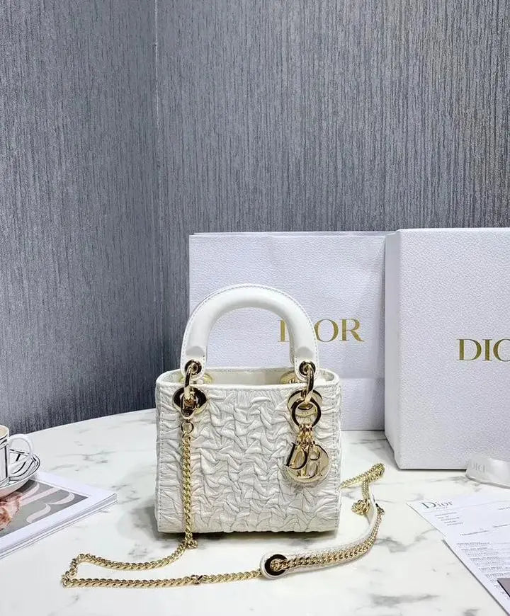 CHRISTIAN DIOR - SAC À MAIN - https://treadfitpro.com/