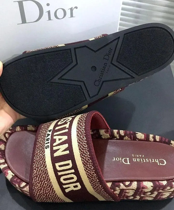 CHRISTIAN DIOR - SANDALES FEMME - https://treadfitpro.com/