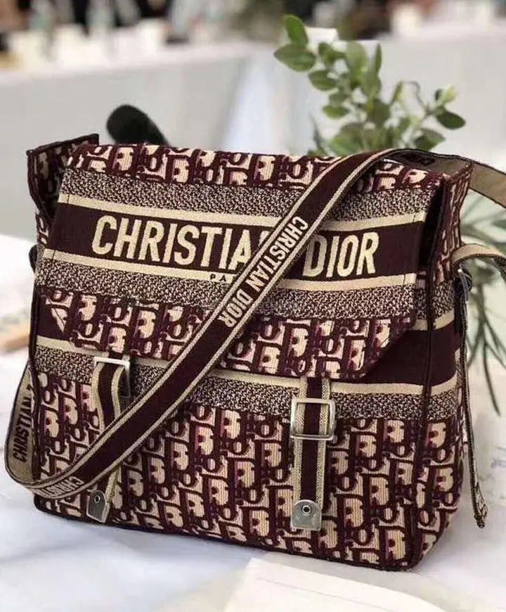 CHRISTIAN DIOR - SHOULDER BAG - https://treadfitpro.com/