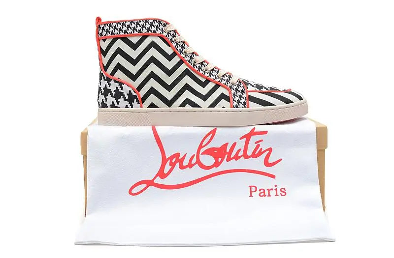 CHRISTIAN LOUBOUTIN - SNEAKER - https://treadfitpro.com/