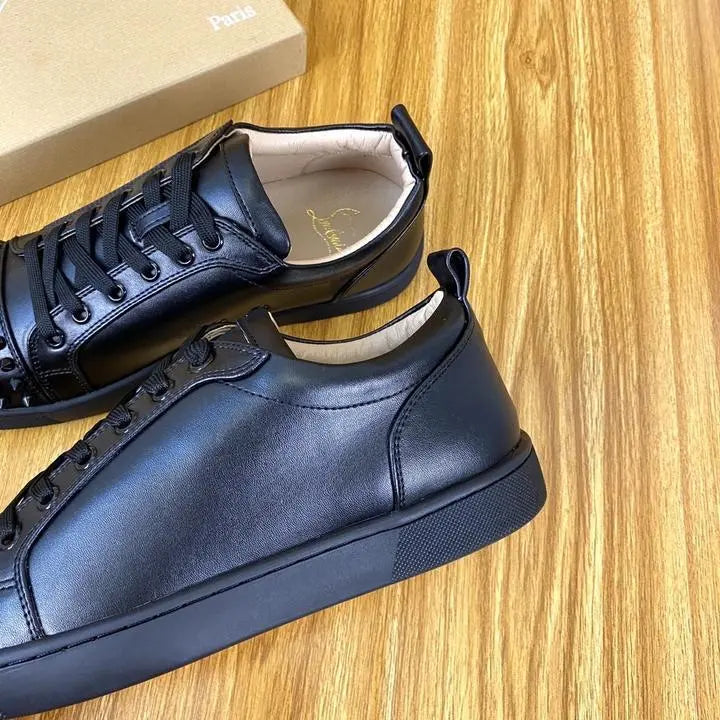 CHRISTIAN LOUBOUTIN - SNEAKER - https://treadfitpro.com/
