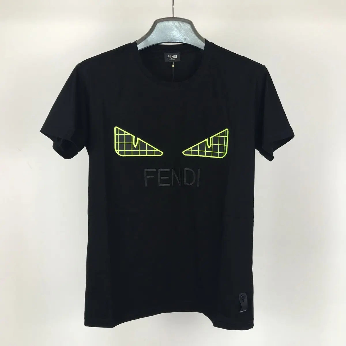 FENDI - T SHIRT - https://treadfitpro.com/