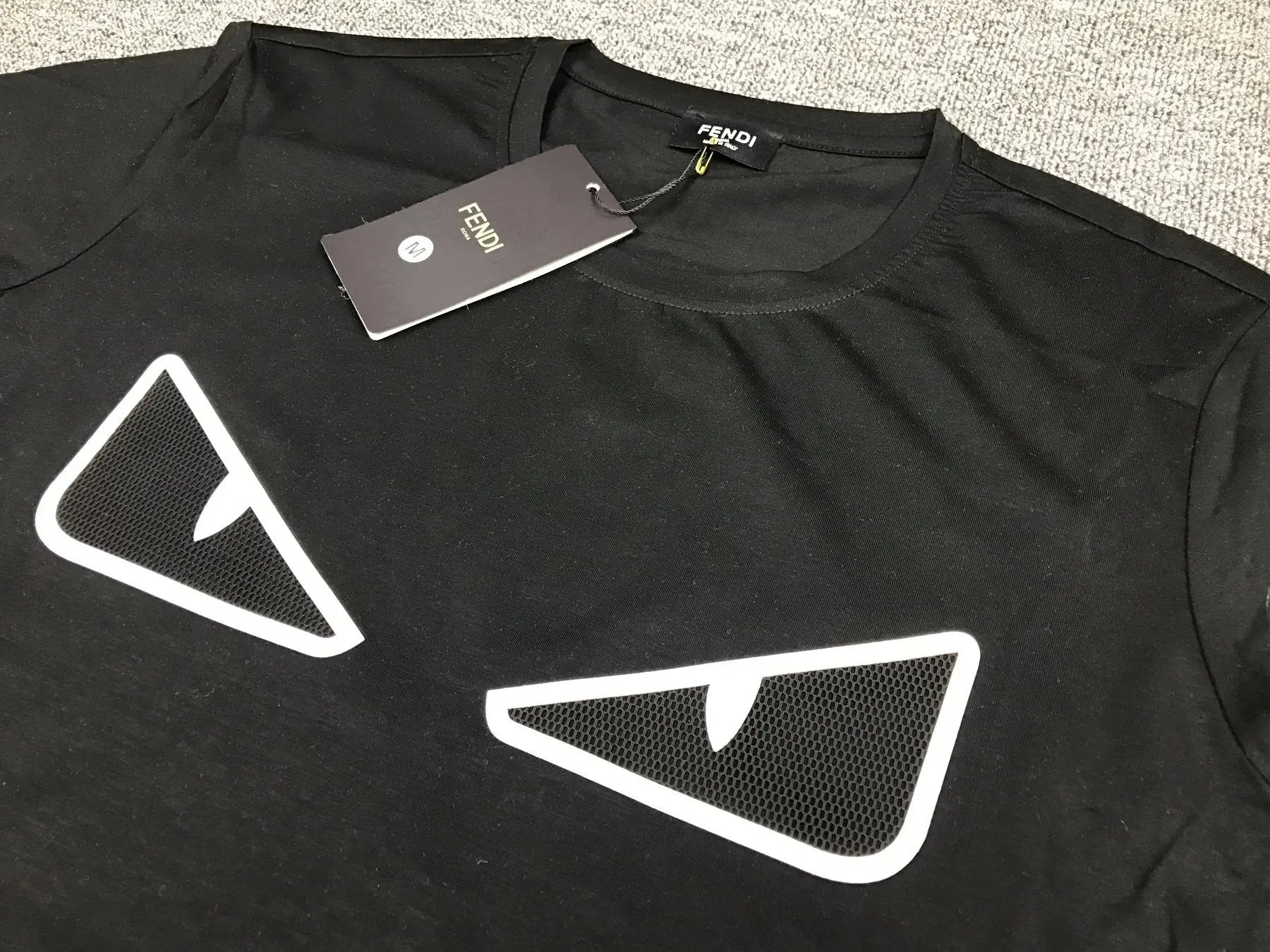 FENDI - T SHIRT - https://treadfitpro.com/