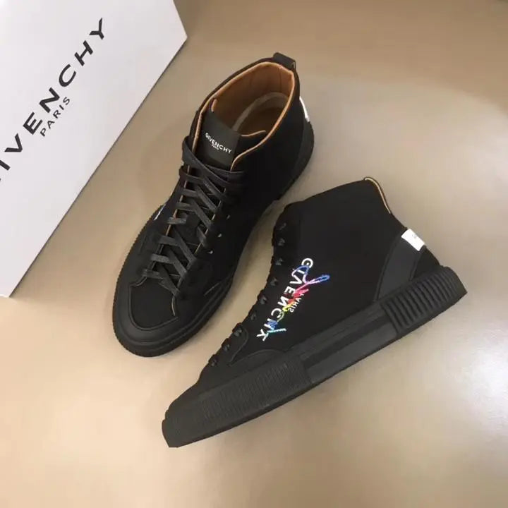 GIVENCHY - SNEAKERS - https://treadfitpro.com/