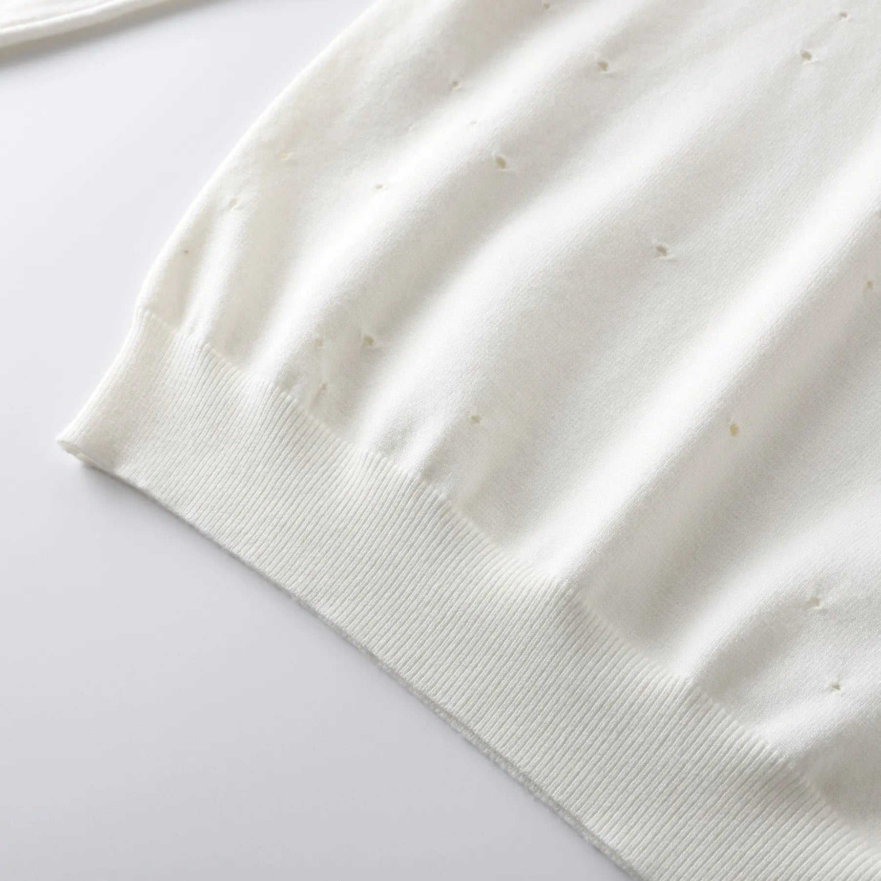 GIVENCHY - SWEATSHIRT - https://treadfitpro.com/