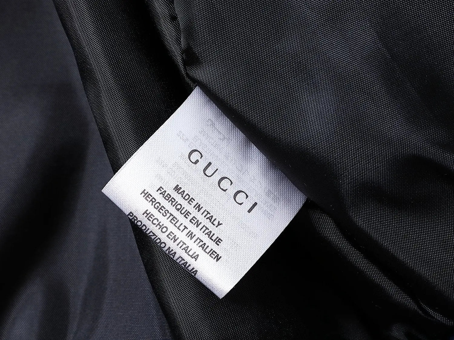 GUCCI - JACKET - https://treadfitpro.com/