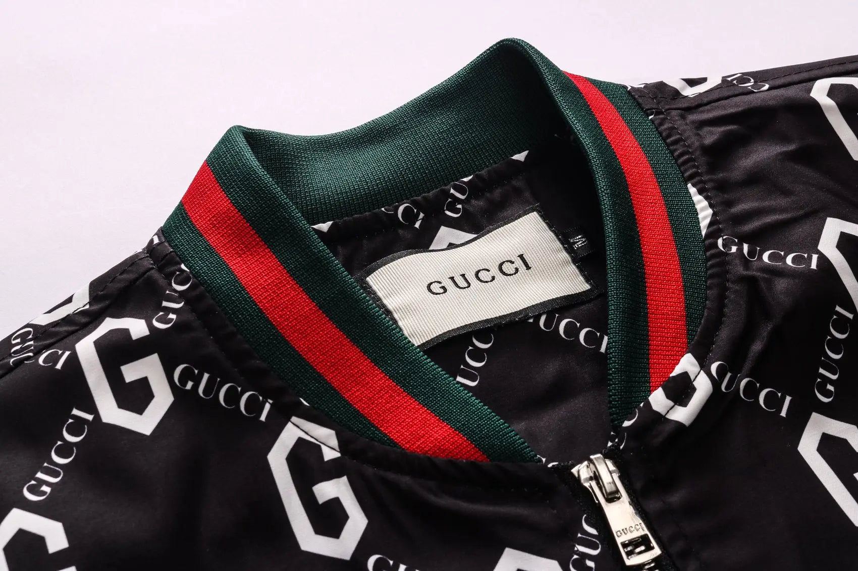 GUCCI - JACKET - https://treadfitpro.com/