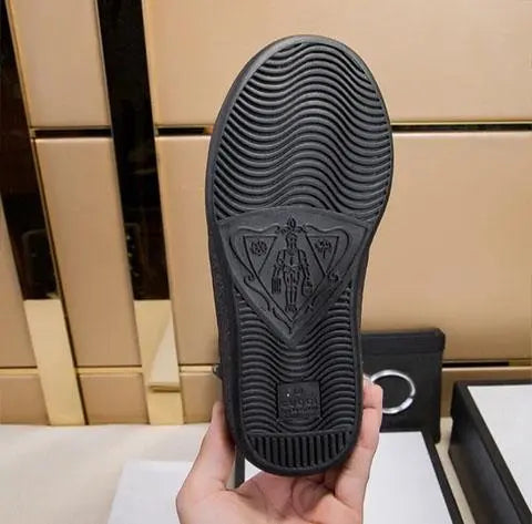 GUCCI - SNEAKER - https://treadfitpro.com/