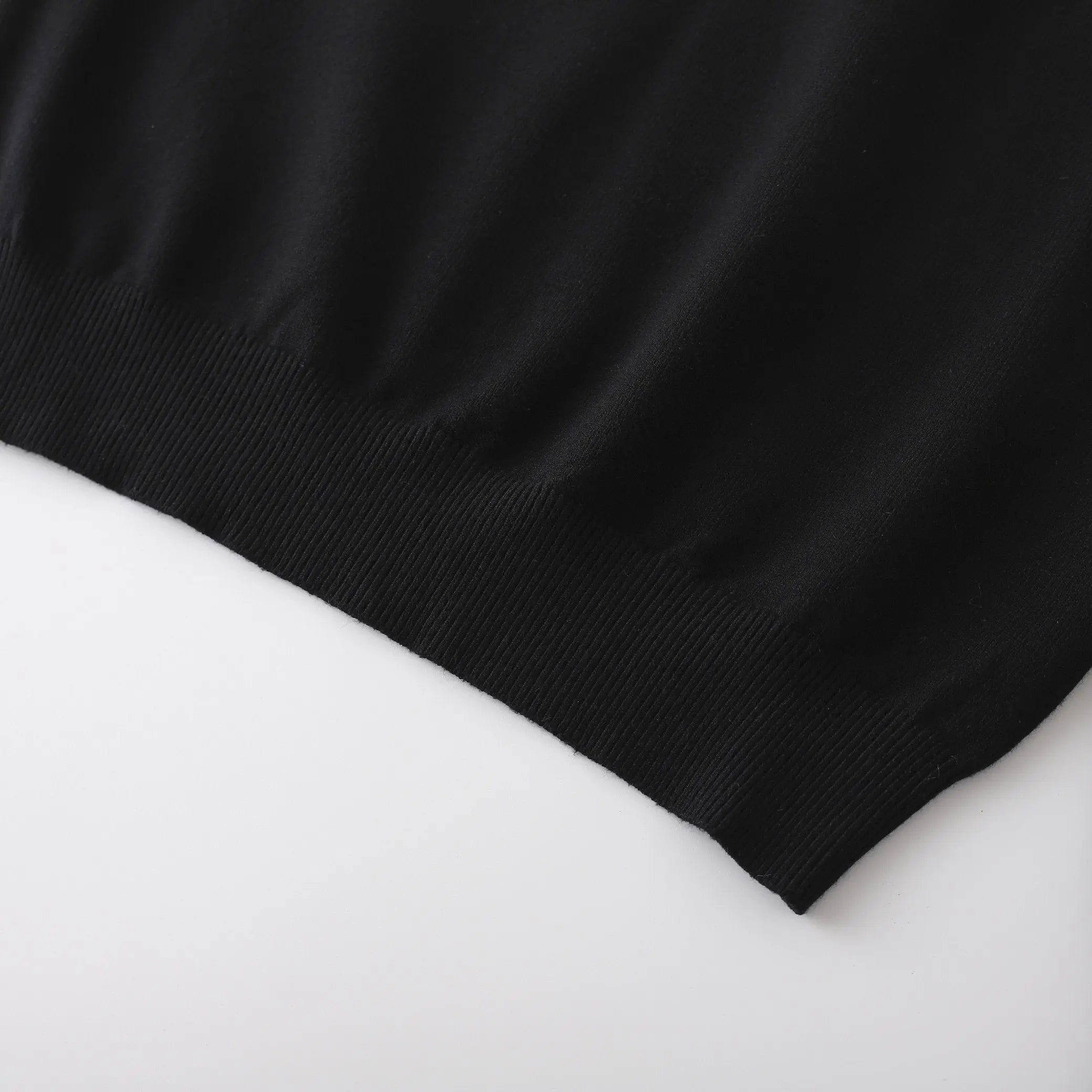 GUCCI - SWEATSHIRT - https://treadfitpro.com/