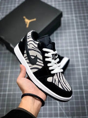 JORDAN - AJ1 