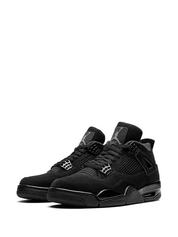 JORDAN - AJ4 “Black Cat” - https://treadfitpro.com/
