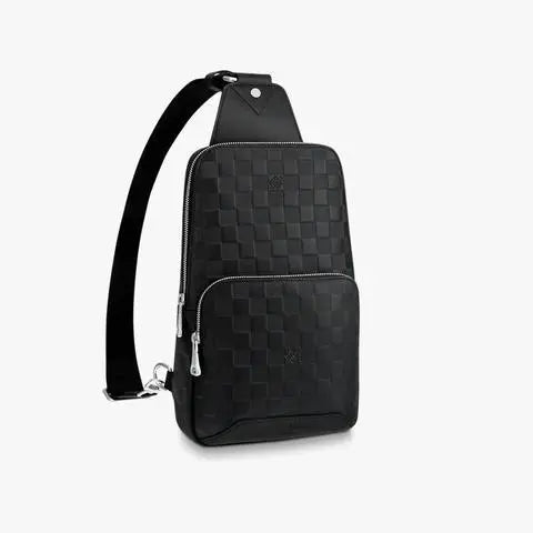 LOUIS VUITTON - BACKPACK - https://treadfitpro.com/