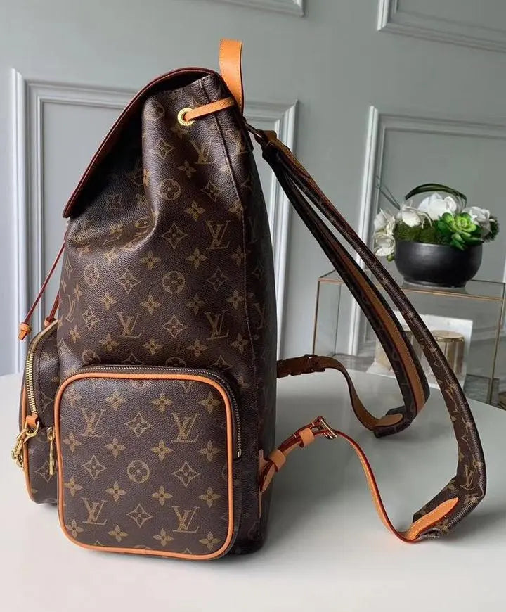 LOUIS VUITTON - BACKPACK - https://treadfitpro.com/