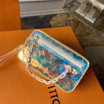 LOUIS VUITTON - CLUTCH BAG - https://treadfitpro.com/