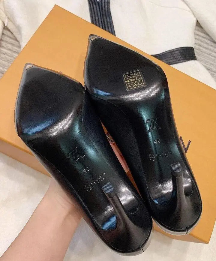 LOUIS VUITTON - ESCARPIN FEMME - https://treadfitpro.com/