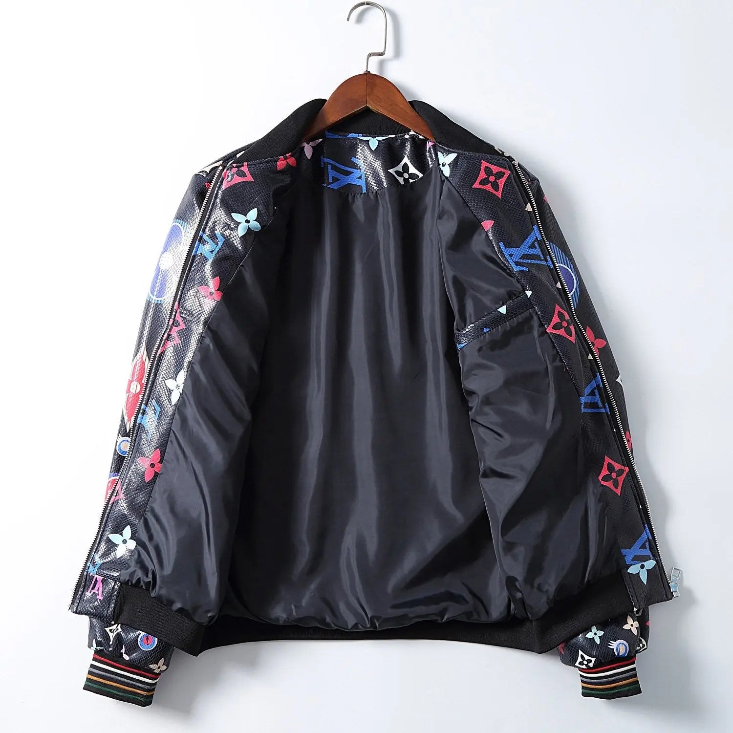 LOUIS VUITTON - JACKET - https://treadfitpro.com/