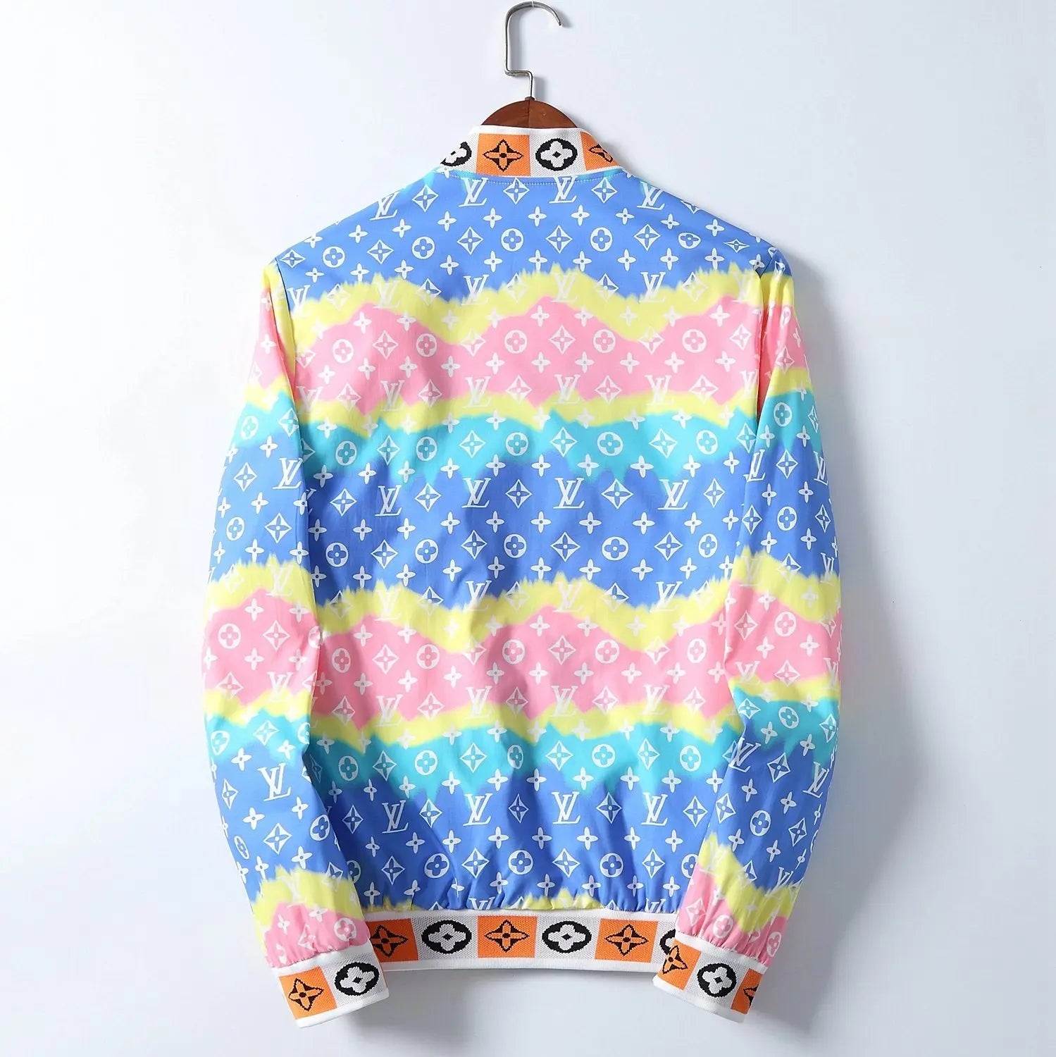 LOUIS VUITTON - JACKET - https://treadfitpro.com/