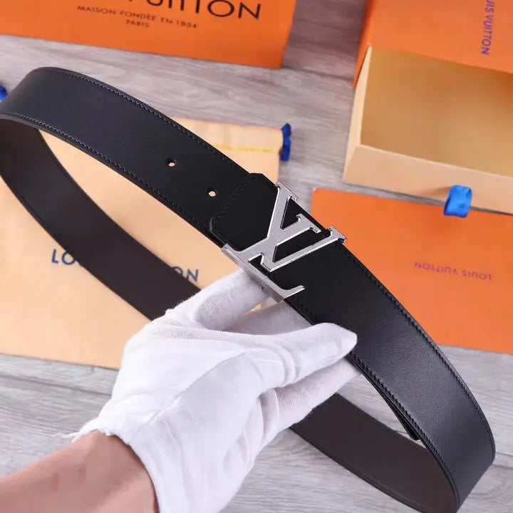 LOUIS VUITTON - LEATHER BELT - https://treadfitpro.com/