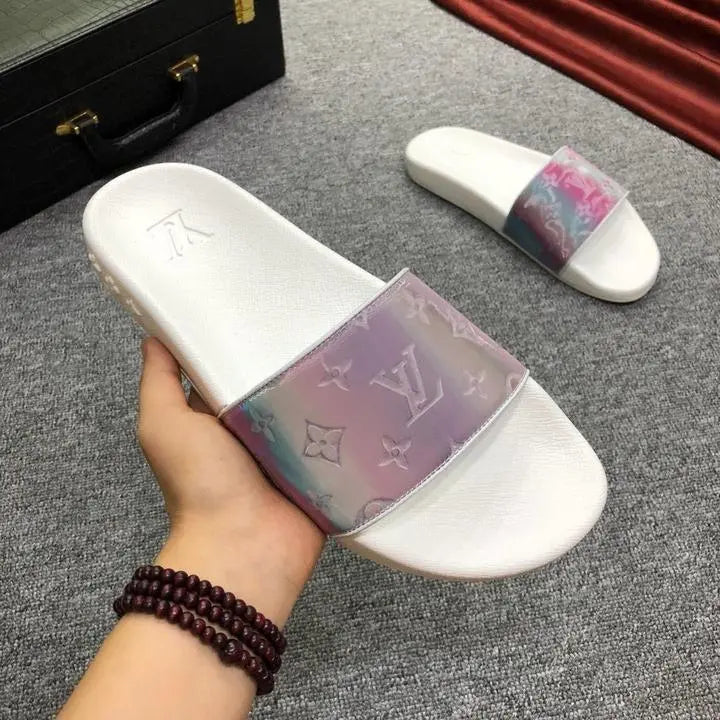 LOUIS VUITTON - PANTOUFLES HOMME - https://treadfitpro.com/