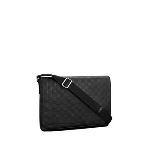 LOUIS VUITTON - SHOULDER BAG - https://treadfitpro.com/
