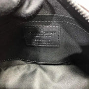 LOUIS VUITTON - SHOULDER BAG - https://treadfitpro.com/
