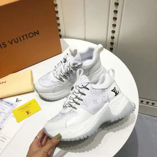 LOUIS VUITTON - SNEAKER - https://treadfitpro.com/