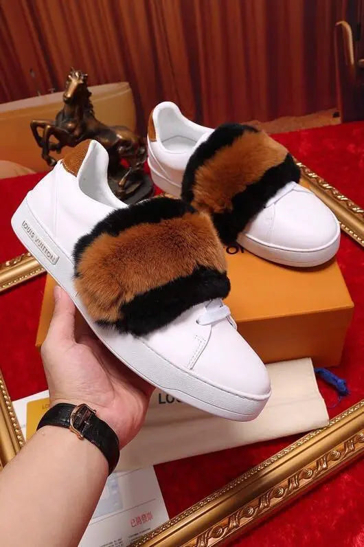 LOUIS VUITTON - SNEAKER - https://treadfitpro.com/