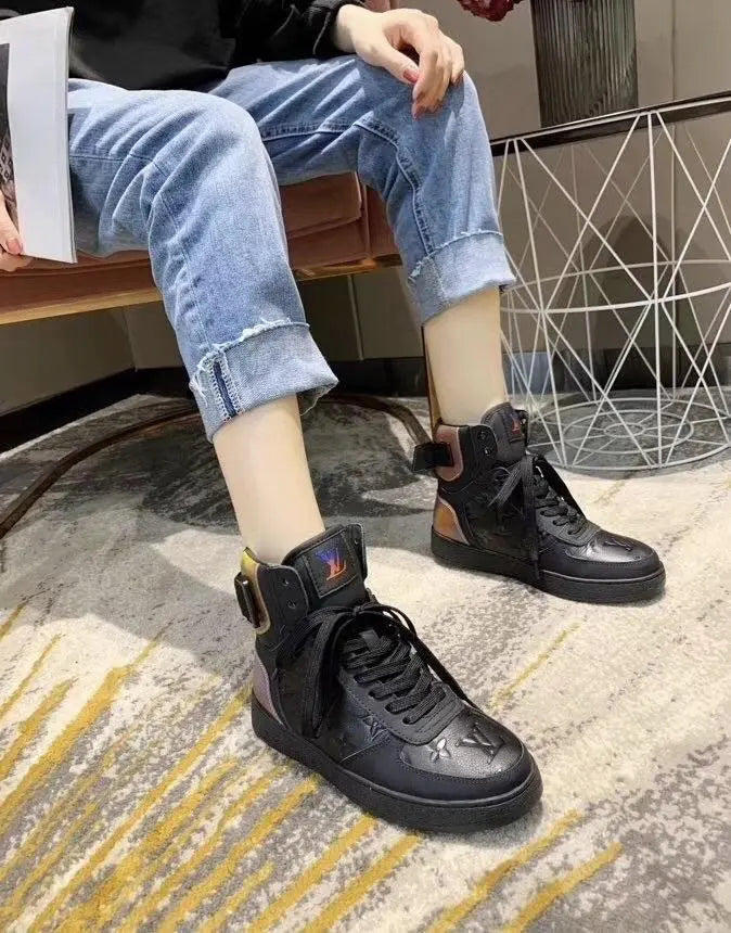 LOUIS VUITTON - SNEAKER - https://treadfitpro.com/