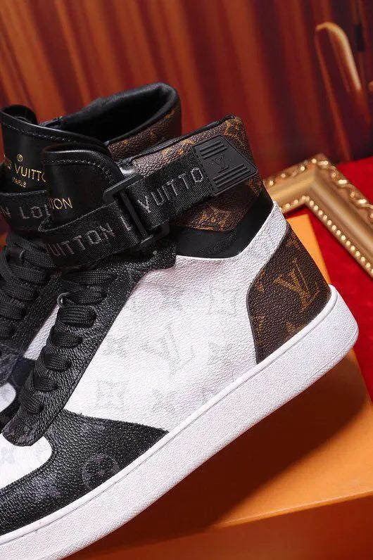 LOUIS VUITTON - SNEAKER - https://treadfitpro.com/