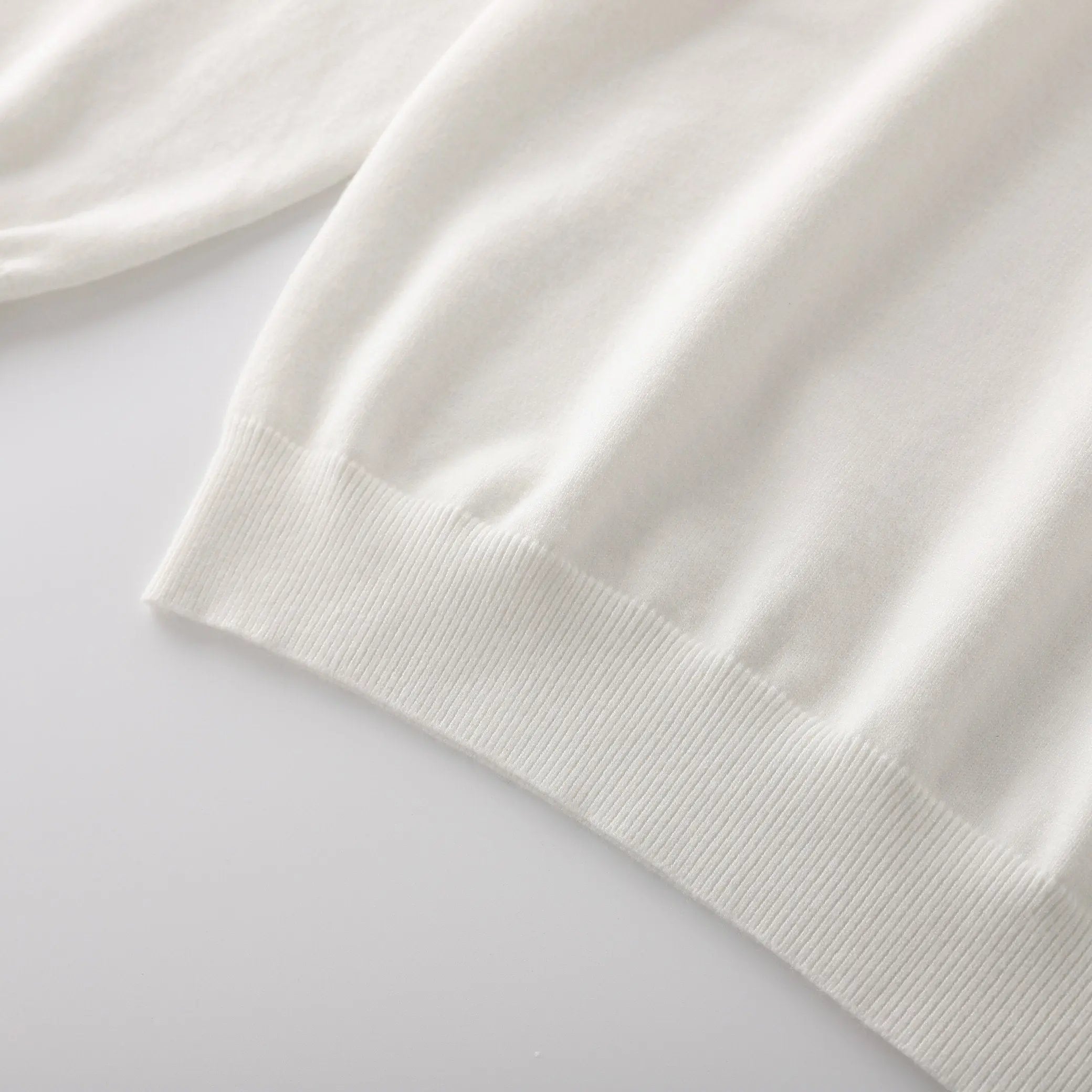 LOUIS VUITTON - SWEATSHIRT - https://treadfitpro.com/