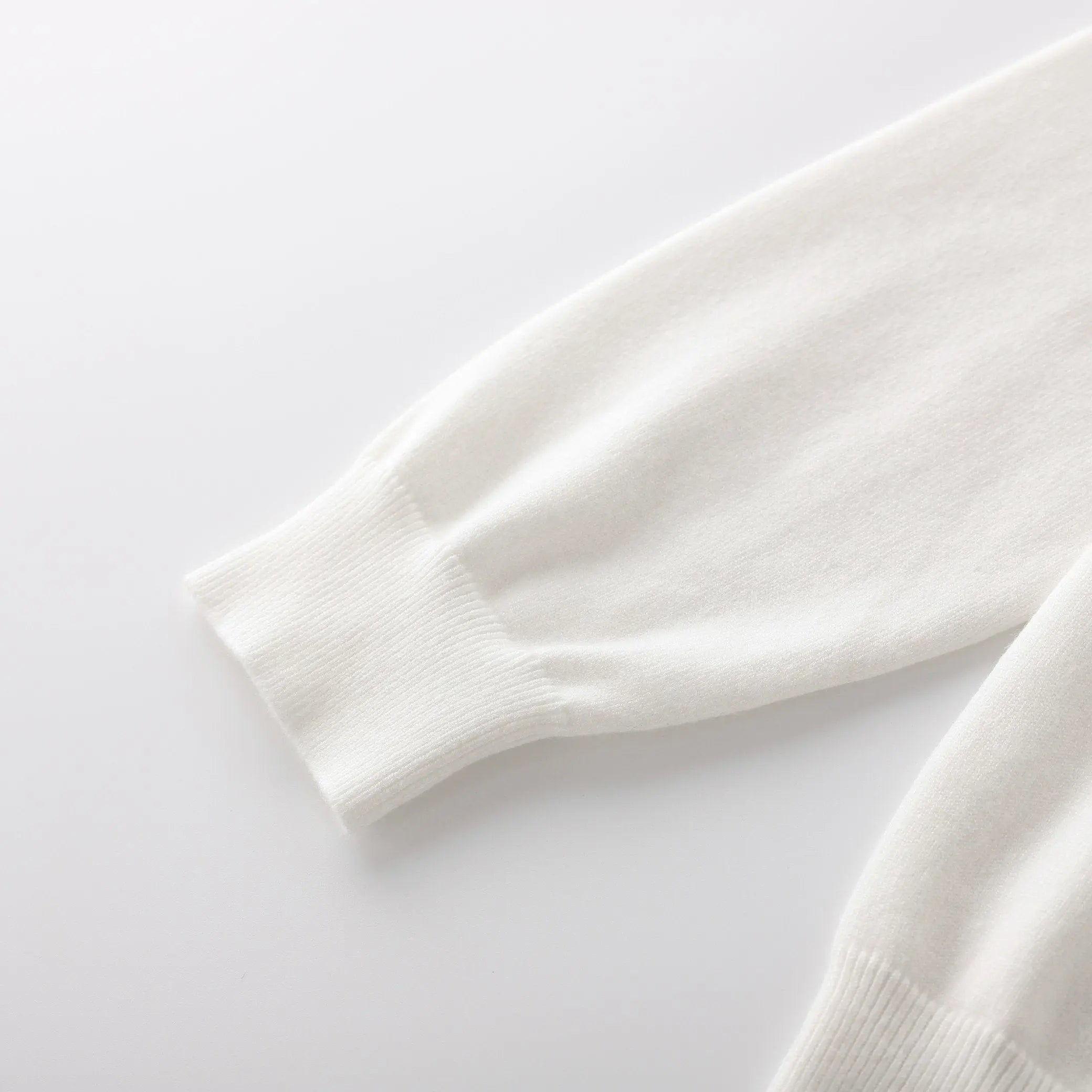 LOUIS VUITTON - SWEATSHIRT - https://treadfitpro.com/