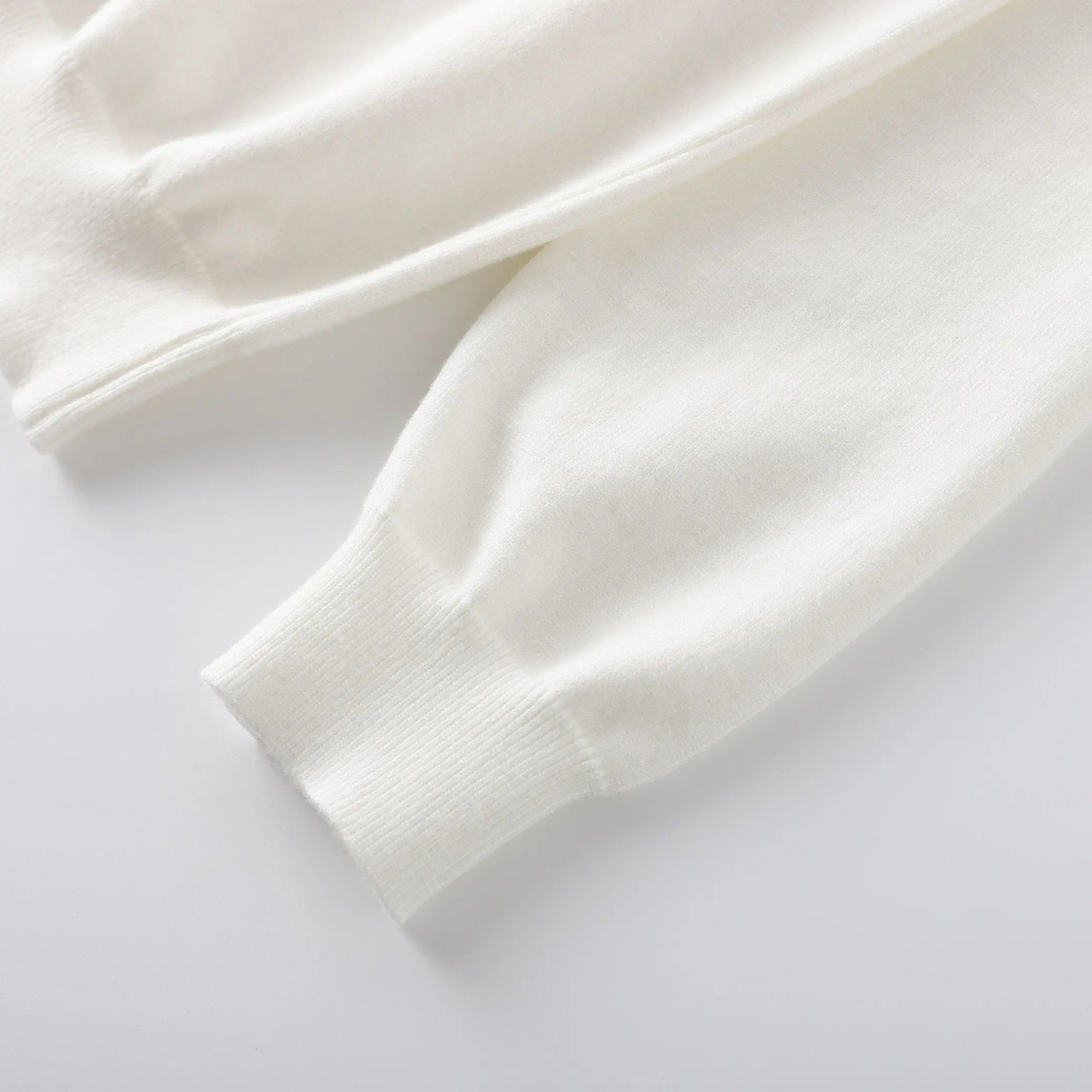 LOUIS VUITTON - SWEATSHIRT - https://treadfitpro.com/