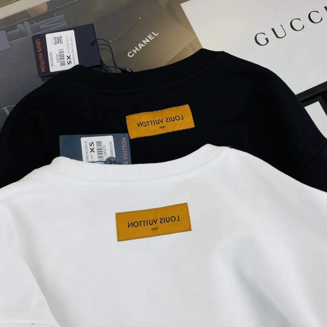 LOUIS VUITTON - SWEATSHIRT - https://treadfitpro.com/