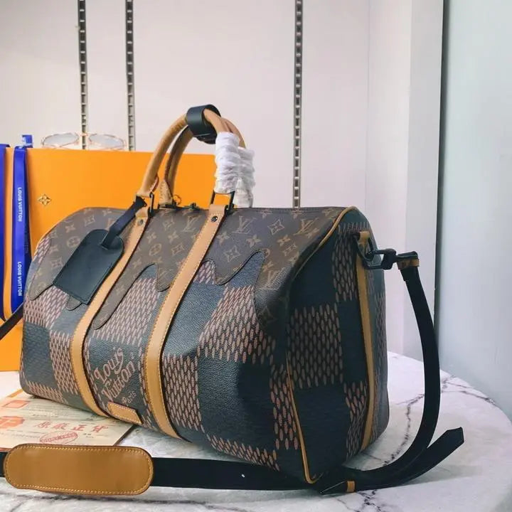 LOUIS VUITTON - TRAVEL BAG - https://treadfitpro.com/
