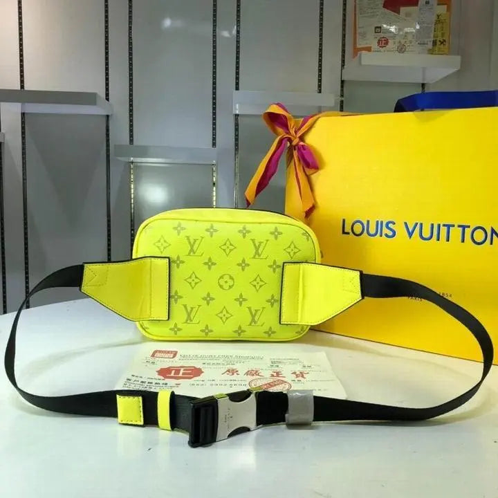 LOUIS VUITTON - WAIST BAG - https://treadfitpro.com/