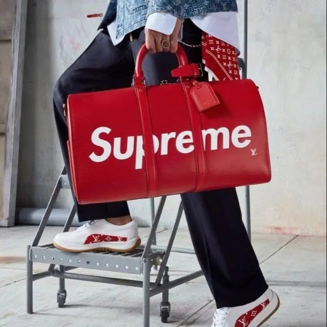LOUIS VUITTON X SUPREME - TRAVEL BAG - https://treadfitpro.com/