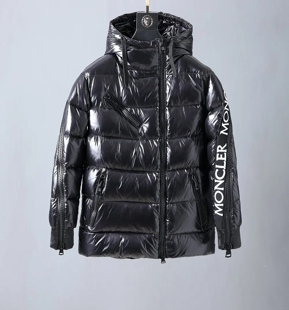 MONCLER - JACKET - https://treadfitpro.com/