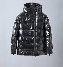 MONCLER - JACKET - https://treadfitpro.com/