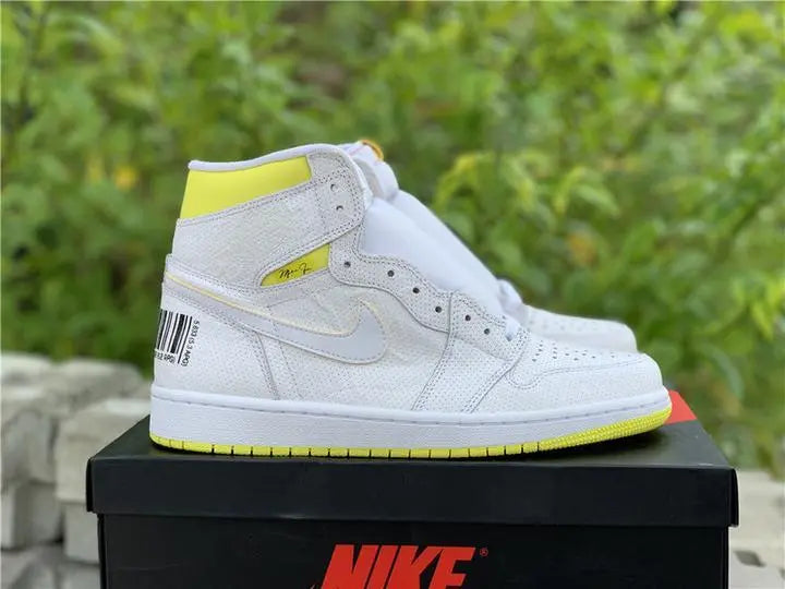 NIKE - AIR JORDAN 1 WOMEN’S - https://treadfitpro.com/