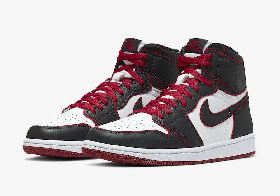 NIKE-AIR JORDAN RETRO 1 HIGH ‘BLOODLINE’ - https://treadfitpro.com/