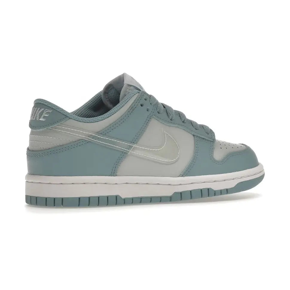 NIKE DUNK LOW AURA CLEAR BLUE SWOOSH (GS) Metroutfits