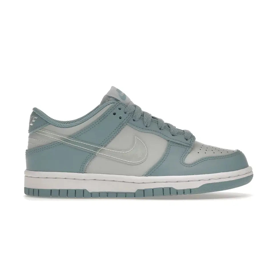 NIKE DUNK LOW AURA CLEAR BLUE SWOOSH (GS) Metroutfits