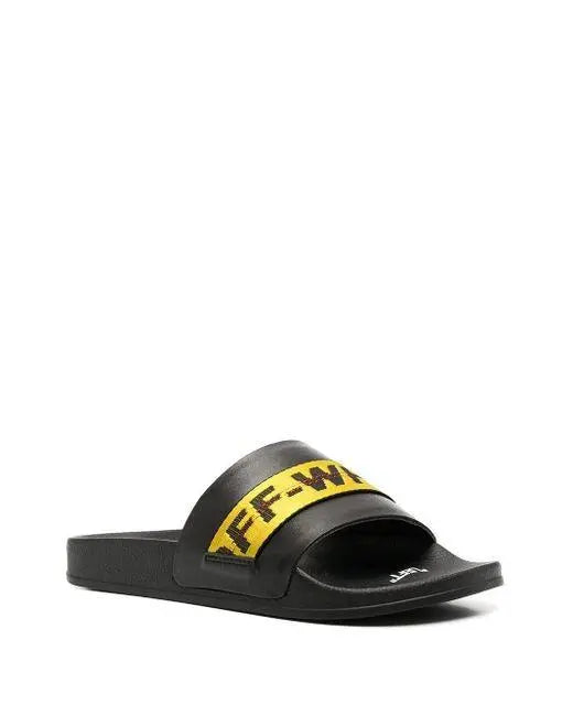 OFF WHITE - PANTOUFLES - https://treadfitpro.com/