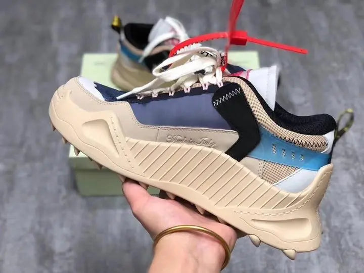 OFF-WHITE - SNEAKER - https://treadfitpro.com/