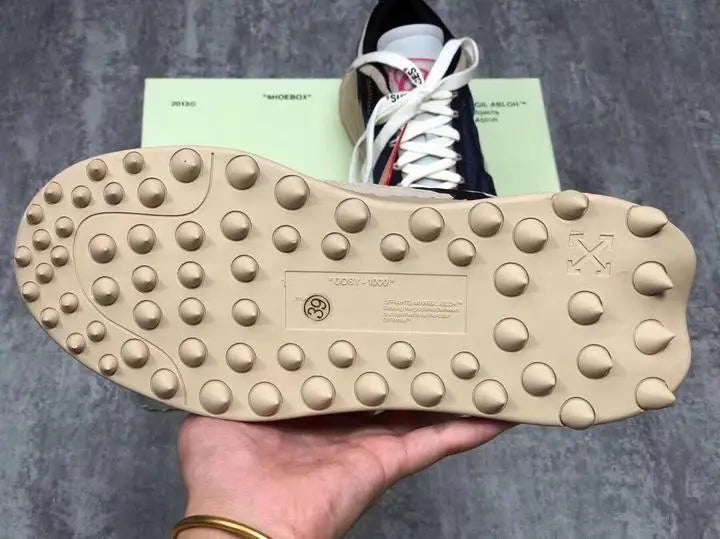 OFF-WHITE - SNEAKER - https://treadfitpro.com/