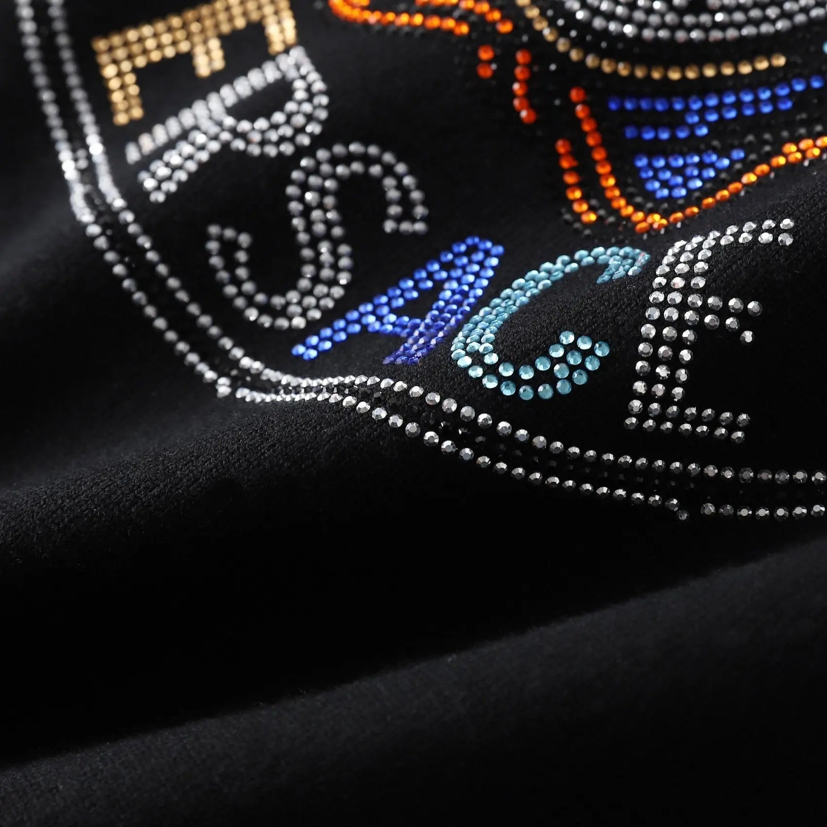 VERSACE - SWEATSHIRT - https://treadfitpro.com/