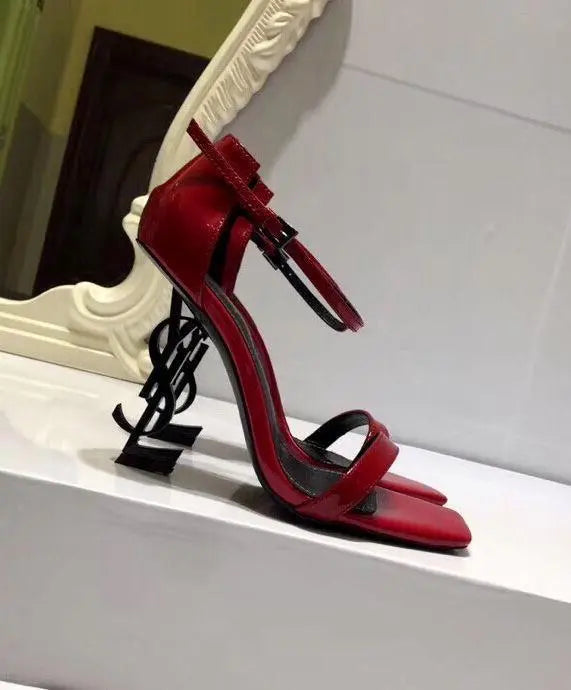 YVES SAINT LAURENT - SANDALES FEMME - https://treadfitpro.com/